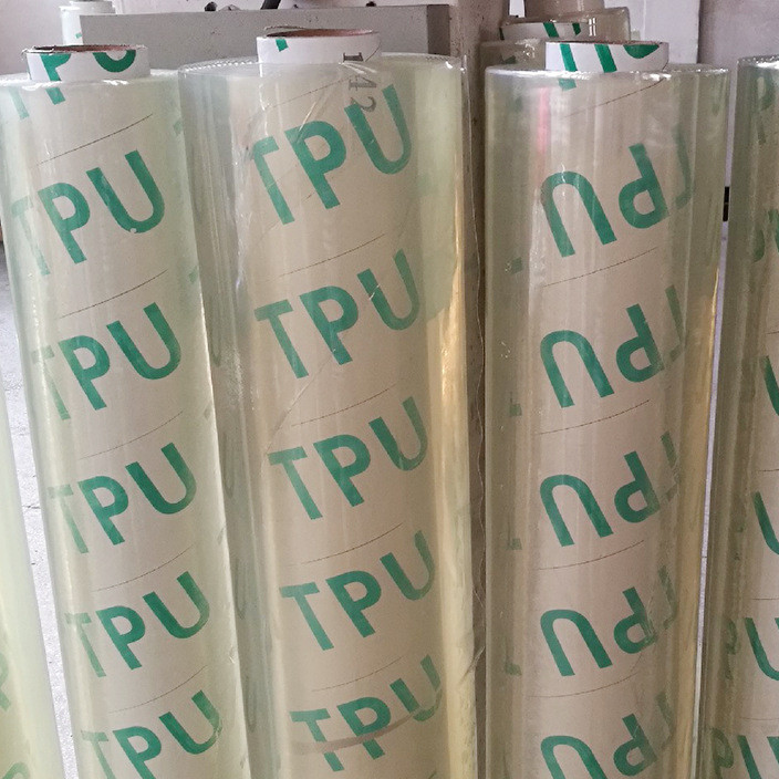 La consecuencia posterior de la corona de la película de TPU